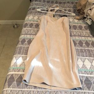 Fits great ! Just dont like the color on me !